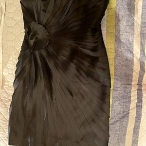 NEW W/TAGS BADGLEY MISCHKA STRAPLESS COCKTAIL DRESS, SIZE 10